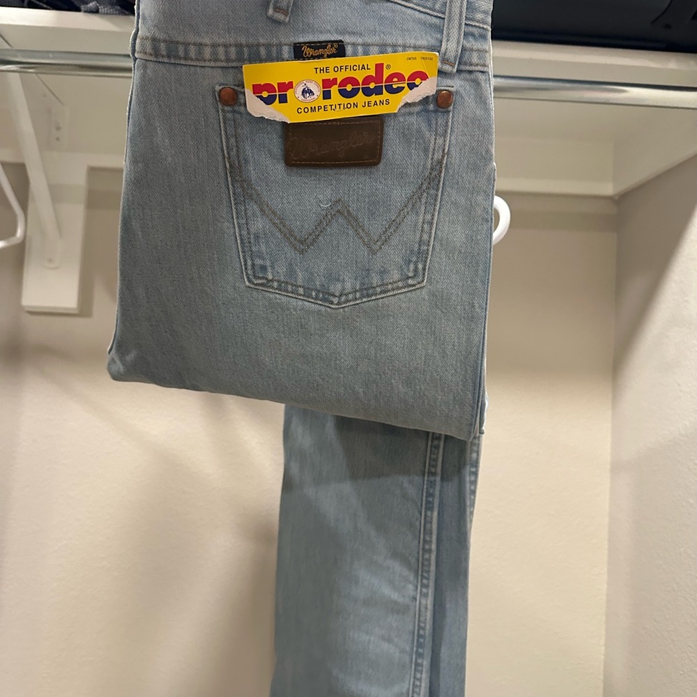 White wash wanglers